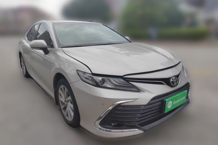 Used Toyota Camry 2021 2.0G Luxury Edition Front Right 45 Deg