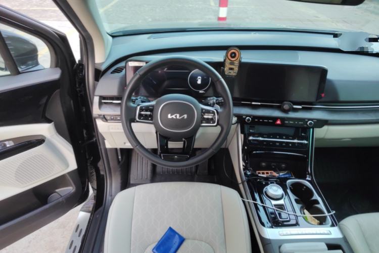 Used Kia Carnival 2021 2.0T Luxury Tech Edition
