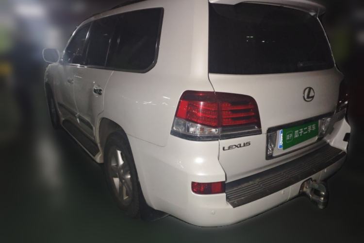 Used Lexus LX 2012 570
