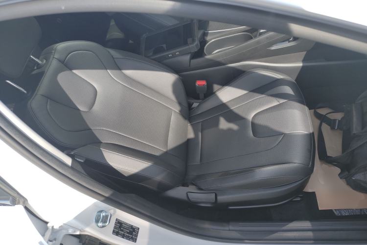 Used Hyundai Elantra 2023 1.5L CVT LUX Prestige Edition