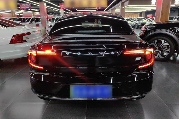 Used Volvo S90 New Energy 2024 Plug-in Hybrid Four-Wheel Drive Long-Range Zhiyi Luxury Edition