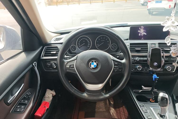 Used BMW 3 Series 2019 320Li Fashion Model
