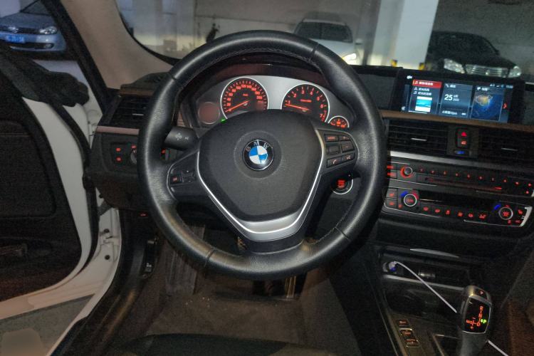 Used BMW 3 Series GT 2013 320i Sport Design Package
