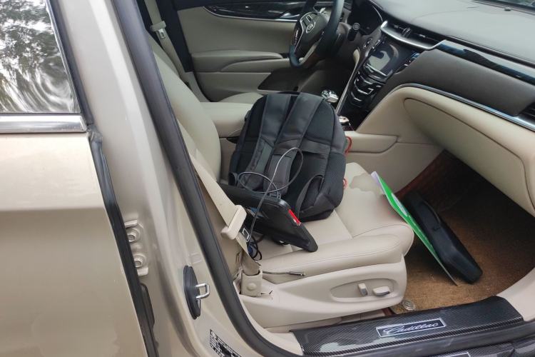 Used Cadillac XTS 2014 28T Comfort Version
