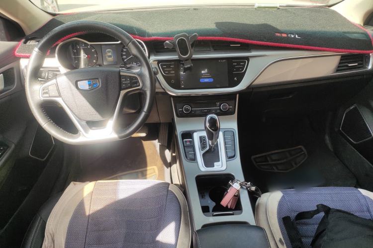 Used Geely Auto Emgrand GL 2018 1.4T DCT Elite Smart Connectivity Version Center Console