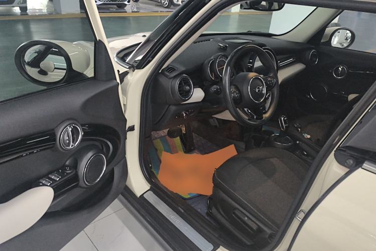Used MINI 2019 1.5T ONE PLUS Five-Door Edition
