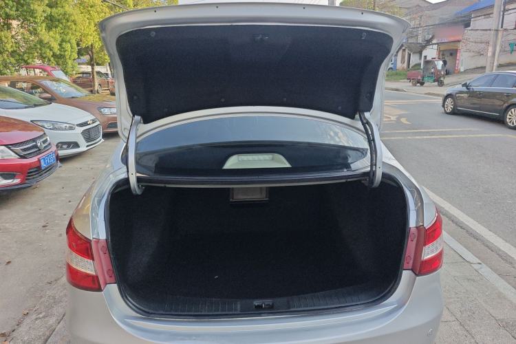 Used Dongfeng Aeolus A60 2014 2.0L CVT Tech Version