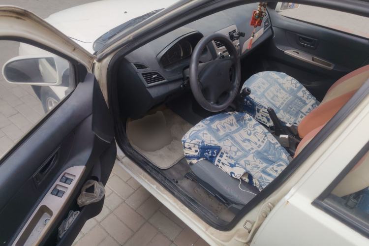 Used FAW Xiali 2012 N3 1.0L Hatchback Standard Model Driver Seat