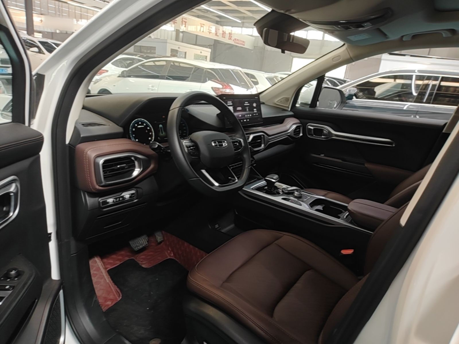 Geely Auto Haoyue 2022 1.8TD DCT Luxury 7-Seater — снимка 17