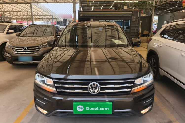 Used Volkswagen Tiguan L 2018 Revised Version 330TSI Automatic Two-Wheel Drive Comfort Edition Front
