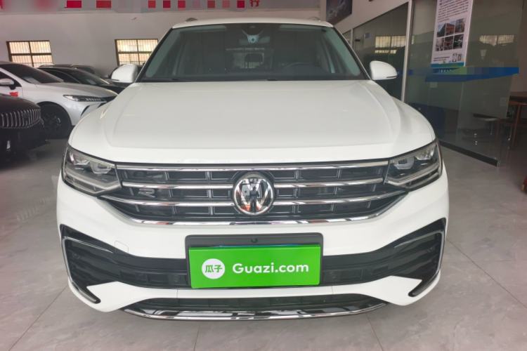 Used Volkswagen Tiguan L 2023 Restyled 330TSI Automatic Two-Wheel Drive R-Line Enhanced Comfort Version Front