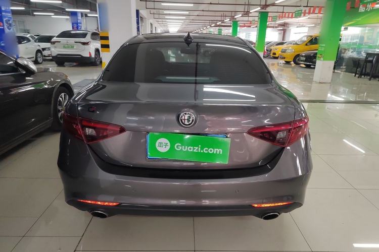 Used Alfa Romeo Giulia 2017 2.0T 280HP Luxury Edition