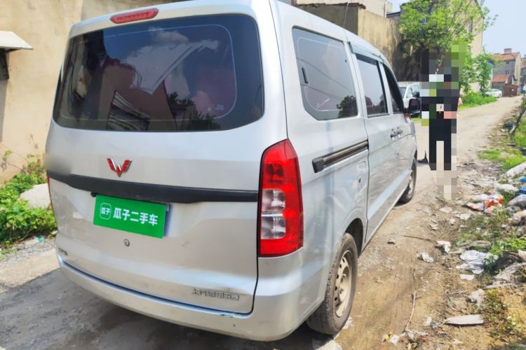Used Wuling Hongguang V 2022 1.5L Jingqu Edition Electric-Assist LAR