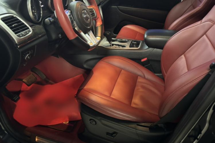 Used Jeep Grand Cherokee SRT 2013 6.4L SRT8 Black Edition