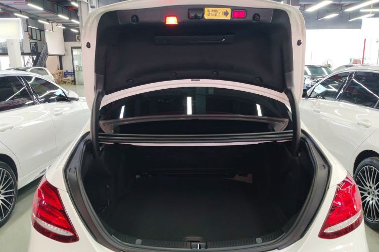 Used Mercedes-Benz E-Class 2019 Restyled E 300 L Sport Luxury Edition
