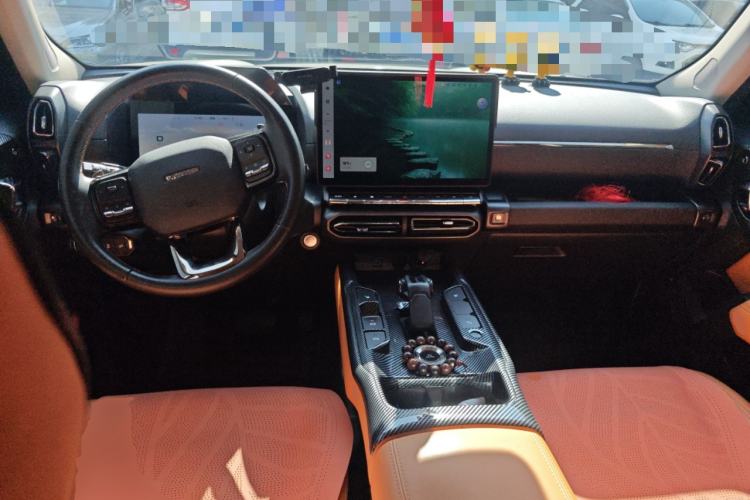 Used Haval H Dog 2023 1.5T Two-Wheel Drive Chao Ye Version Plus Center Console