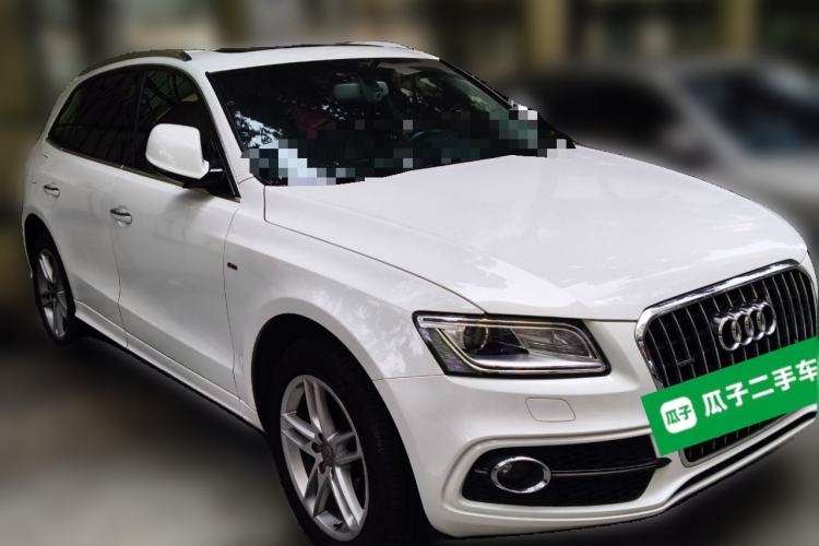 Used Audi Q5 2018 Collector's Edition 40 TFSI Technology Model
