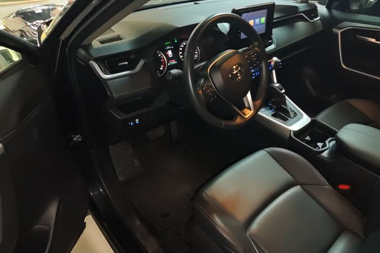 Used Toyota Wildlander 2022 2.0L CVT Two-Wheel Drive Urban Edition Driver Seat