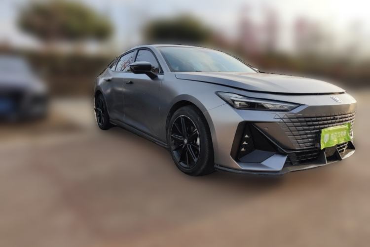 Used CHANGAN UNI-V 2022 1.5T Prestige Version