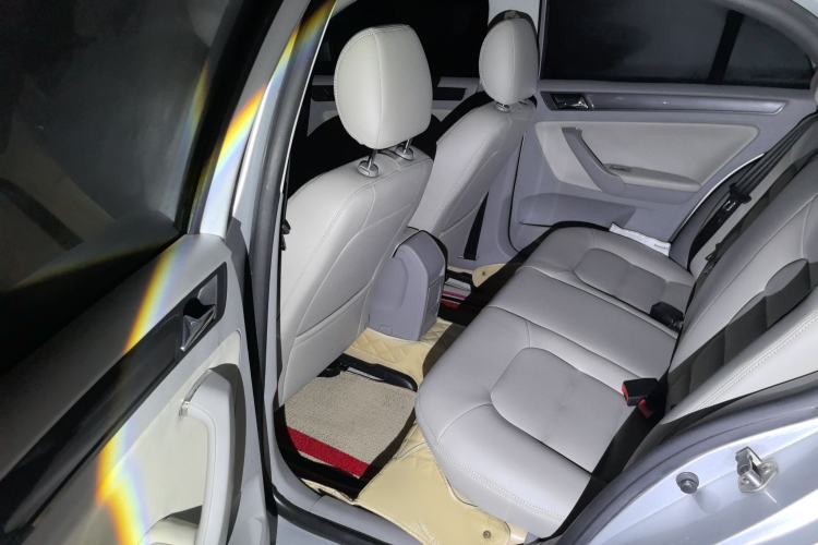 Used Volkswagen Bora 2014 1.6L Automatic Fashion Model
