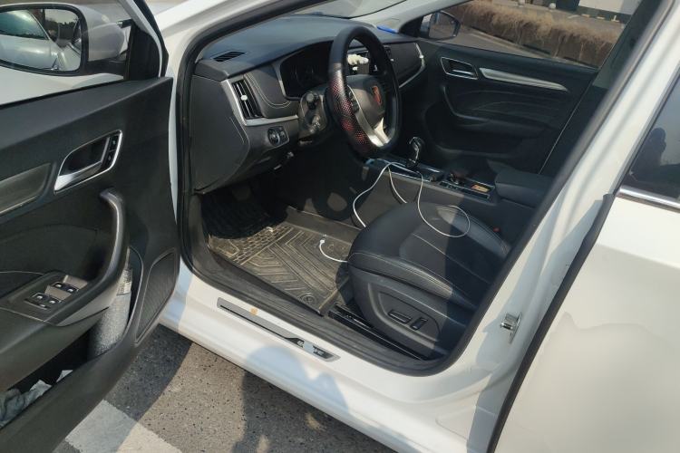 Used Roewe i6 2020 PLUS 1.6L CVT 4G Connected Glory Flagship Edition