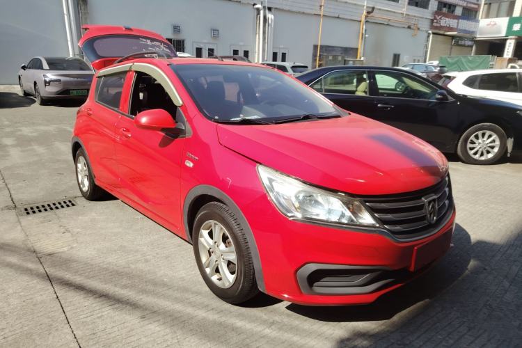 Used Baojun 310 2017 1.5L manual Comfort trim

