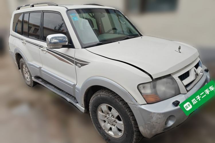 Used Mitsubishi Pajero 2011 V73 3.0L AT GLS
