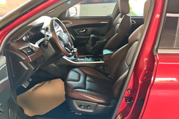 Used Land X7 2015 2.0T Panoramic Prestige Edition Left Front Seat