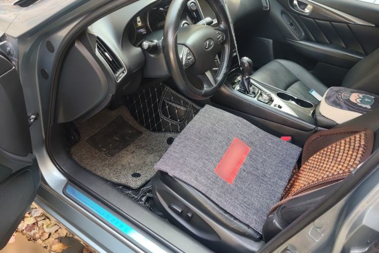 Used Infiniti Q50L 2016 2.0T Comfort Edition
