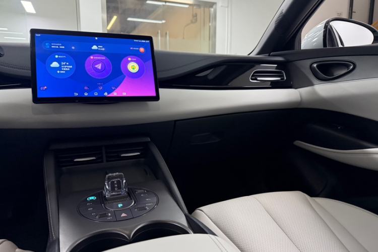 Used BYD Seal 06 New Energy 2024 DM-i 80KM Prestige Model Audio And AC Panel