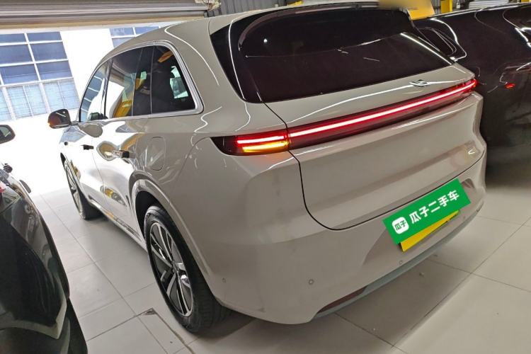 Used Li Auto L6 2024 Pro Model Exterior 2