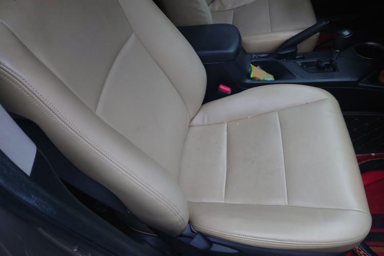 Used Toyota RAV4 2013 2.0L CVT Two-Wheel Drive Urban Edition