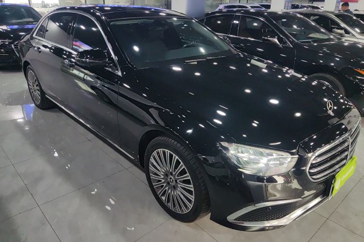 Used Mercedes-Benz E-Class 2022 Second Facelift E 300 L Fashion Edition
