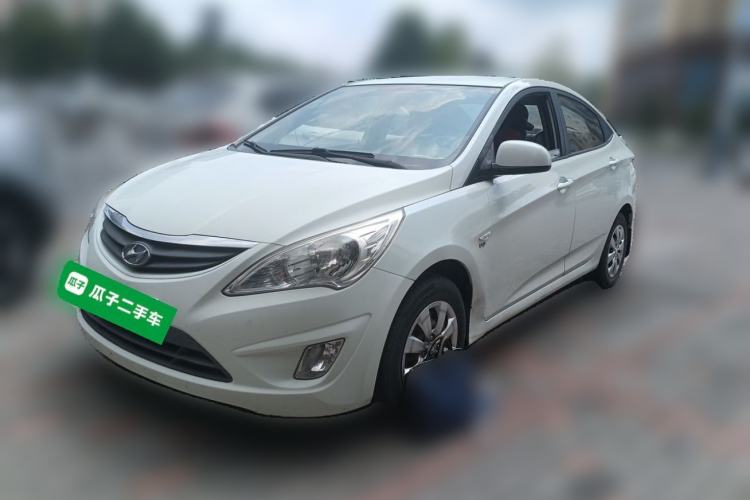 Used Hyundai Verna (older generation) 2014 1.4L Manual Smart GLS Trim