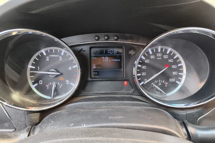 Used JAC T6 2016 2.8T Diesel Creator Edition Comfort Long-Wheelbase HFC4DA1-2C
