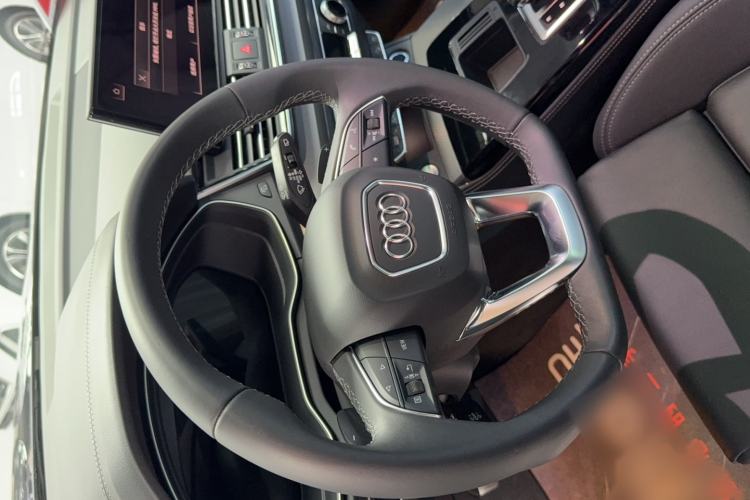 Used Audi Q5L 2024 40 TFSI Luxury Dynamic Edition Steering Wheel