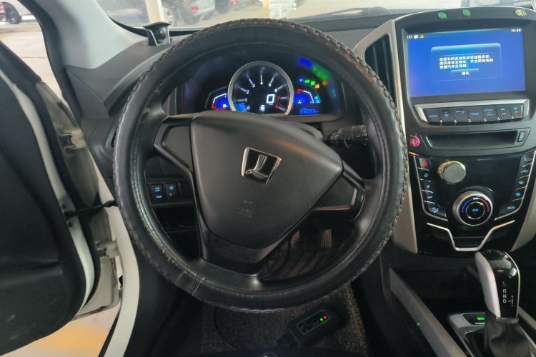 Used Luxgen U6 SUV 2017 1.8T Tech Value Model
