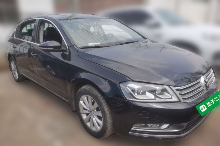 Used Volkswagen Magotan 2012 1.8TSI Luxury Model Front Right 45 Deg