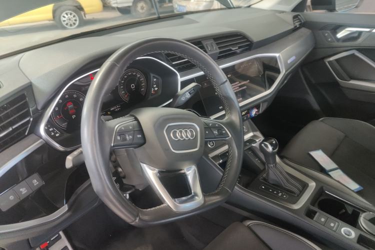 Used Audi Q3 2023 35 TFSI Fashion Dynamic Model (1.4T)