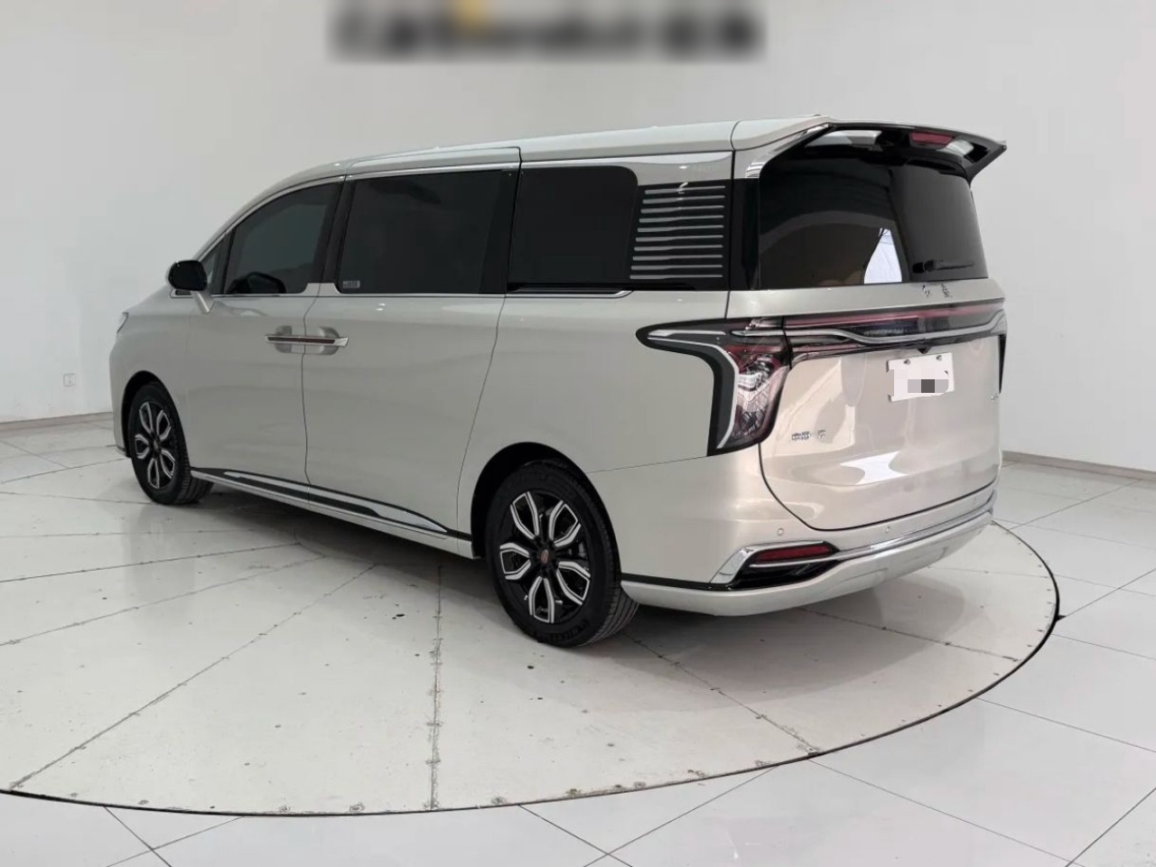 Hongqi HQ9 2023 2.0T Smart Connect Flagship Edition - Chinese Trim Xiang — снимка 4