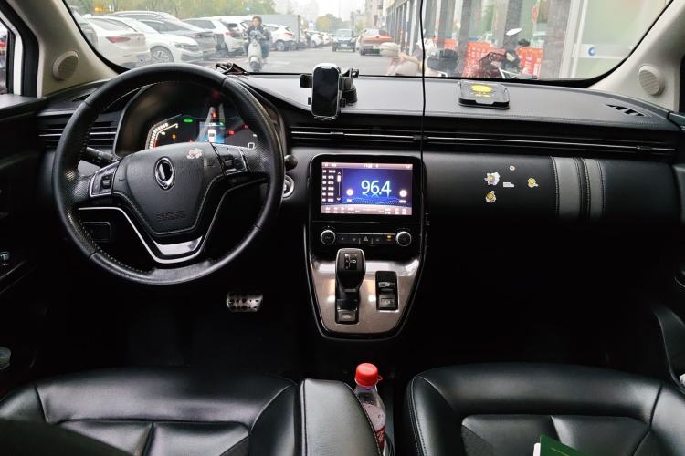 Used ORA iQ 2018 Smart Connectivity Model
