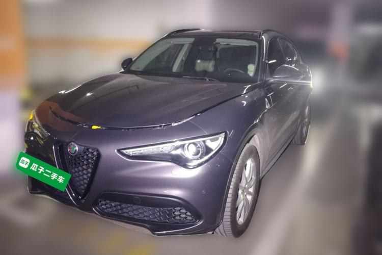 Used Alfa Romeo Stelvio 2017 2.0T 200HP Luxury Edition