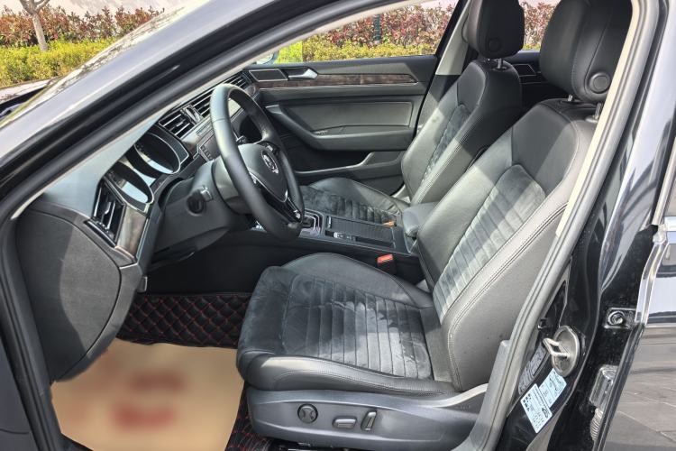 Used Volkswagen Magotan 2017 330TSI DSG Luxury Model