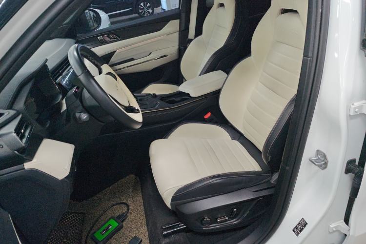 Used Lynk & Co 01 EM-P 2023 1.5TD EM-P Dawn Edition
