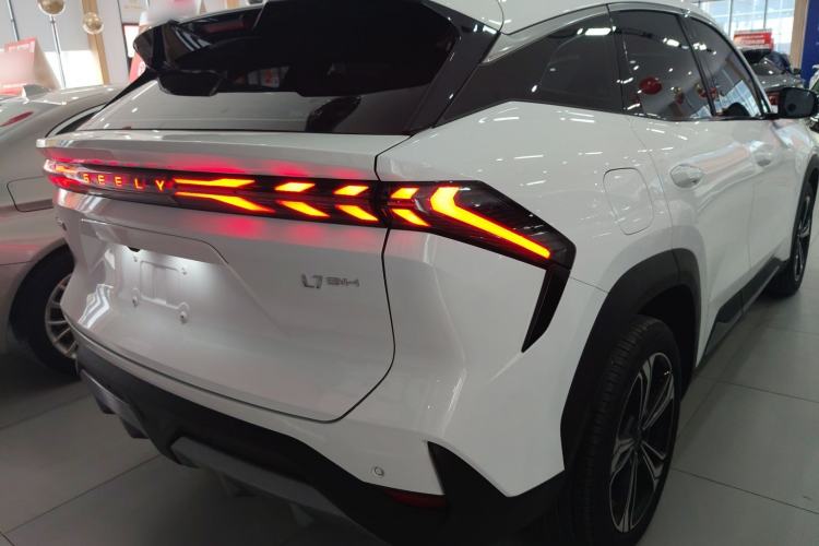 Used Geely Galaxy L7 2025 EM-i 115km Exploration+ Edition
