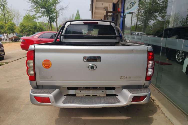 Used Great Wall Wingle 5 2013 2.8T European Version Two-Wheel Drive Elite Version Big Double-Cab GW2.8TC