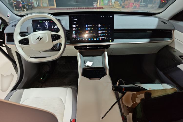 Used Dongfeng eπ eπ007 2024 Pure Electric 540 All-Wheel Drive Max Edition Center Console