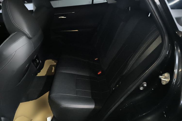 Used Toyota Harrier 2022 2.0L CVT Two-Wheel Drive Deluxe Edition