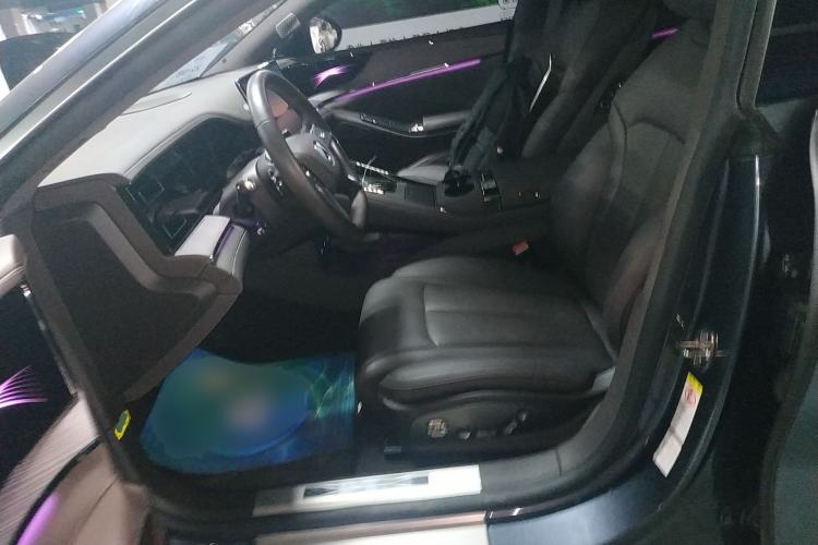 Used Denza Z9 2024 1100 km Four-Wheel Drive Max Version
