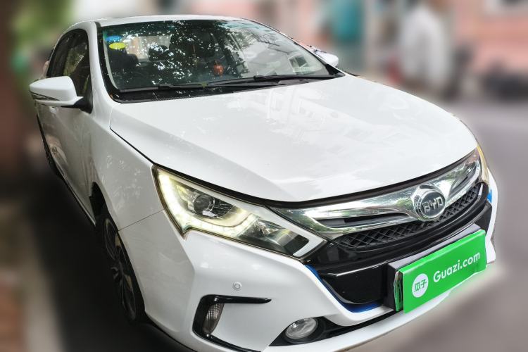 Used BYD Qin New Energy 2015 1.5T Dual-Crown Flagship Plus Edition
